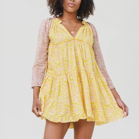 Charina Sarte Dresses & Skirts - Charina Sarte Poppy Contrast Paisley Bohemian Mini Dress Size S